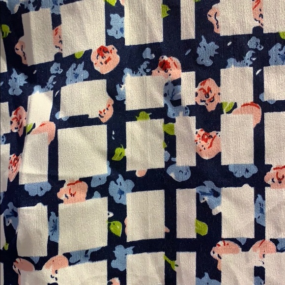 Cute patterned dress - Picture 2 of 5